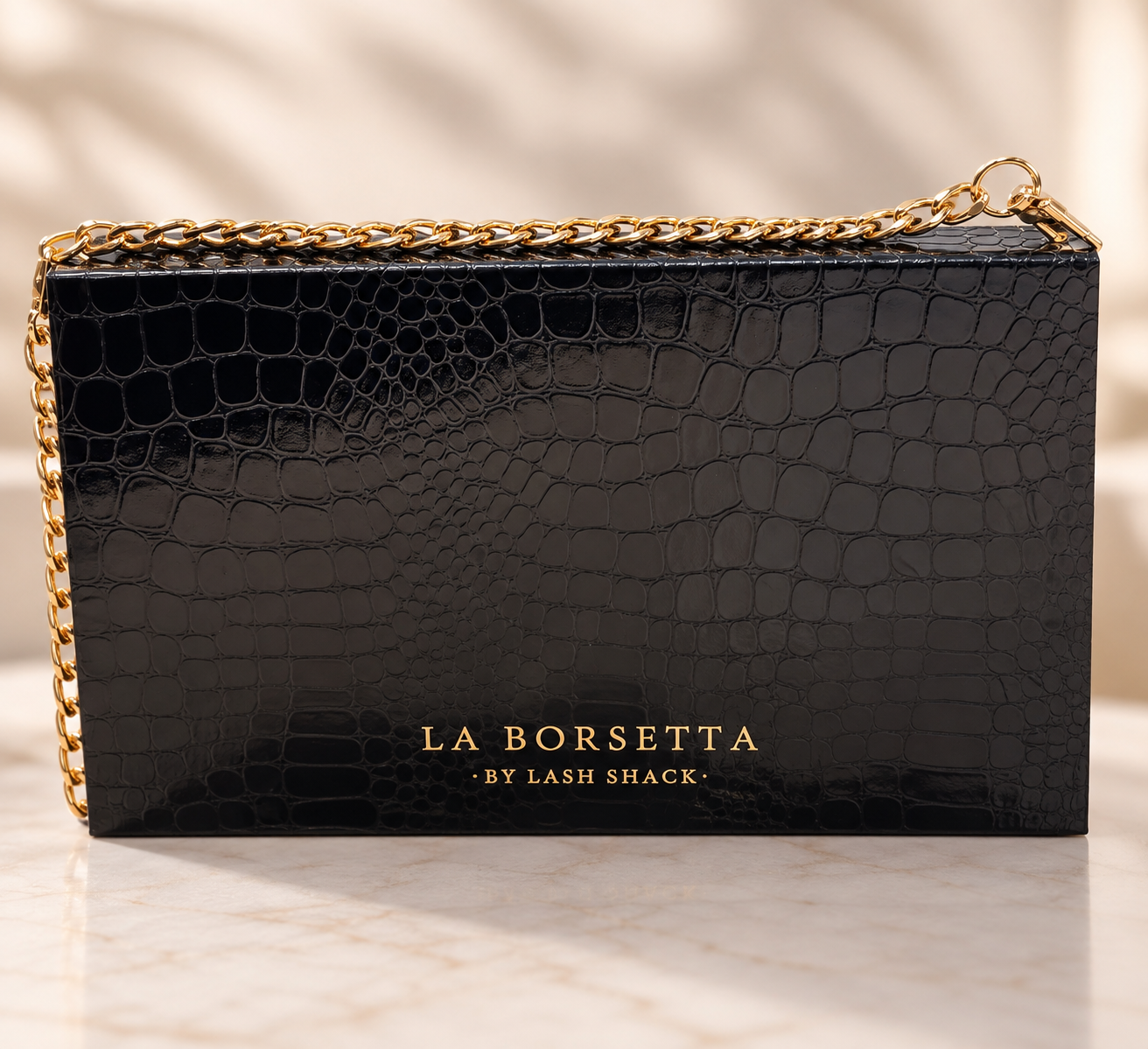 Lash Shack La Borsetta starter set in Black – closed, with La Borsetta branding