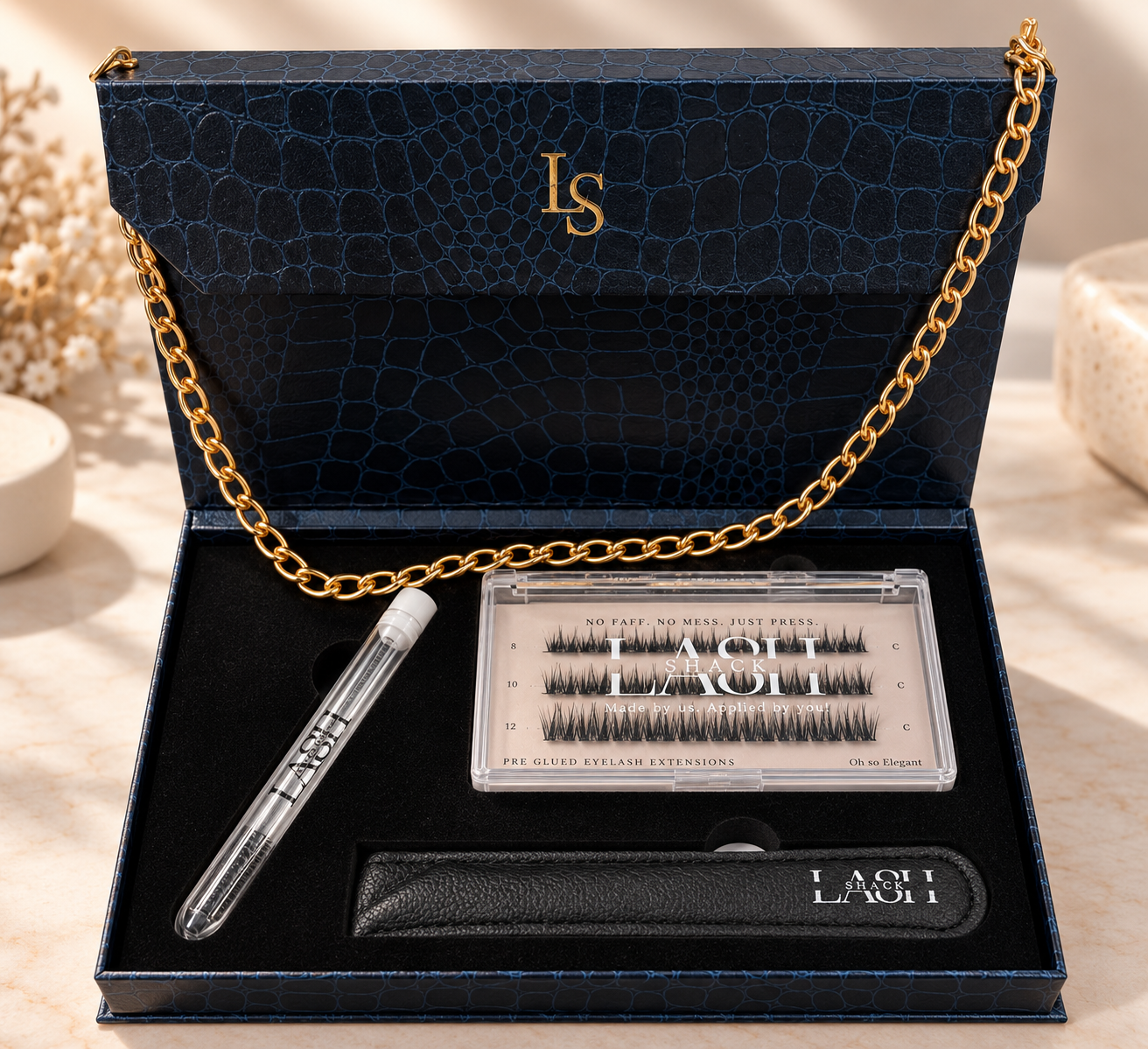 Lash Shack La Borsetta starter set in Navy – open, showing the contents